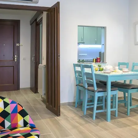 Fleming 5 Apartment *
